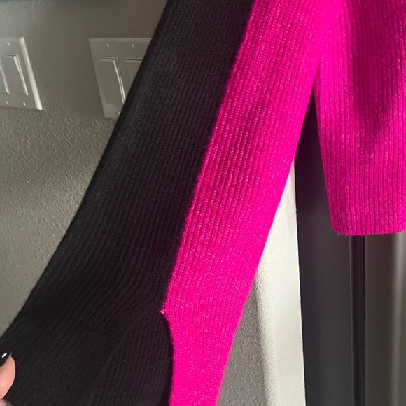 NWT DKNY Sweater - Picture 3 of 5